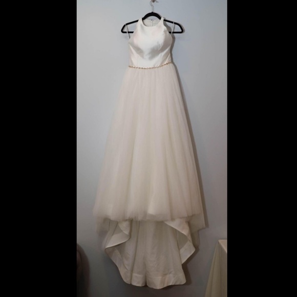 White by Vera Wang | Dresses | White By Vera Wang Bow Back Halter Wedding  Gown In Ivory | Poshmark